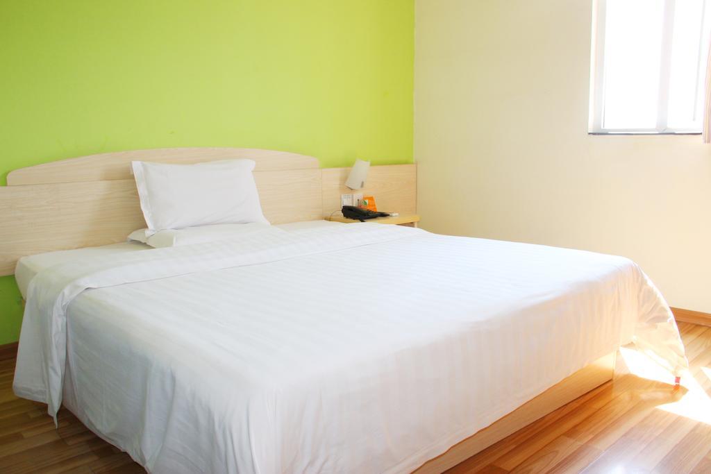 7Days Inn Guangzhou Zhongda North Gate Square Chambre photo