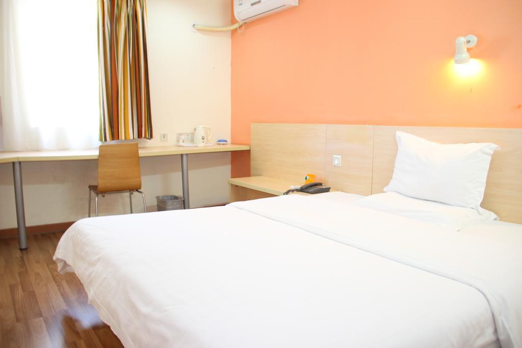 7Days Inn Guangzhou Zhongda North Gate Square Chambre photo